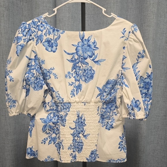 Rachel Parcell Blue and white Cottagecore Floral Blouse Sz L - Picture 8 of 10